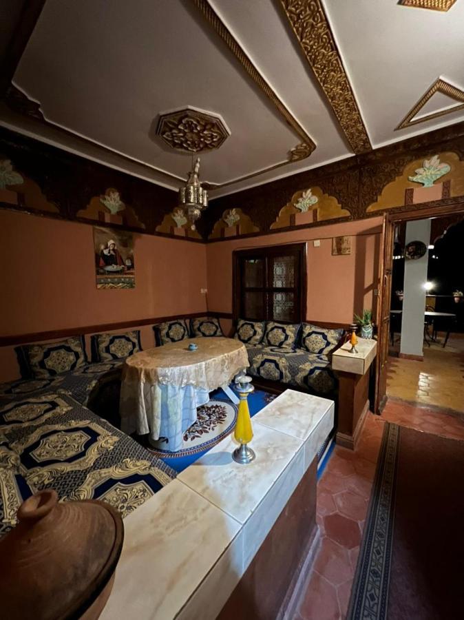 Kasbah La Famille Berbere Hotel Boumalne Exterior foto