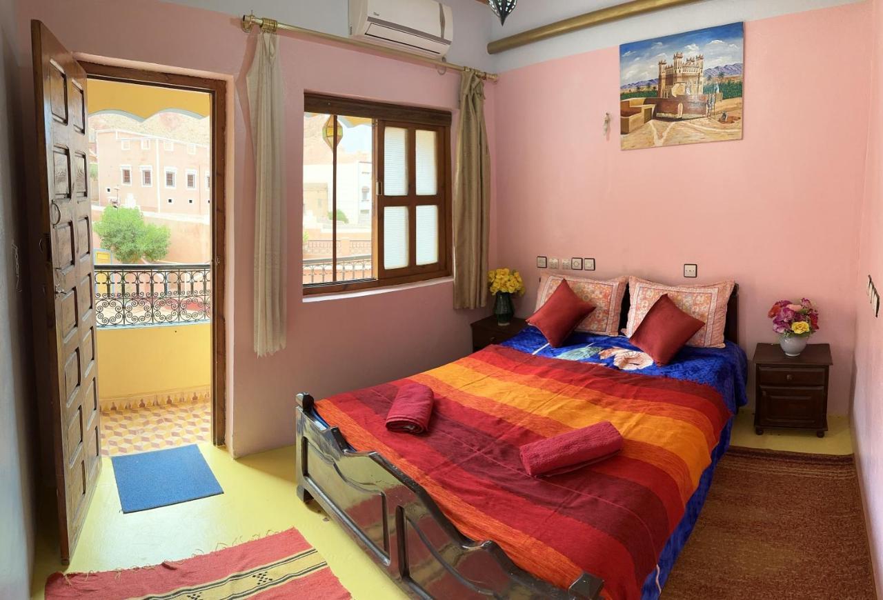 Kasbah La Famille Berbere Hotel Boumalne Exterior foto