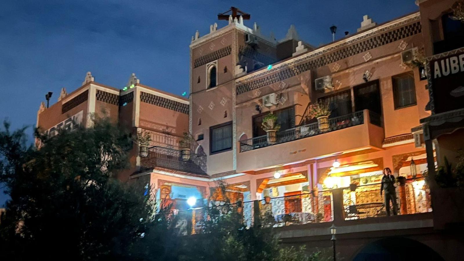 Kasbah La Famille Berbere Hotel Boumalne Exterior foto