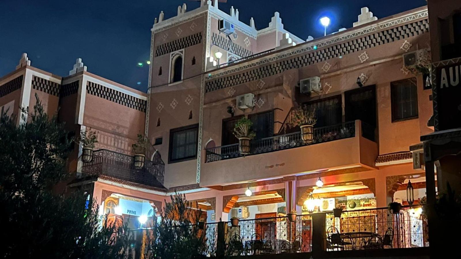Kasbah La Famille Berbere Hotel Boumalne Exterior foto