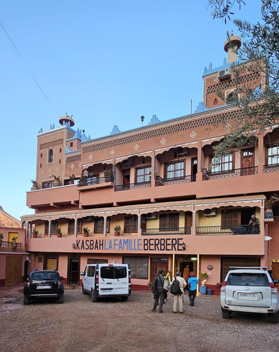 Kasbah La Famille Berbere Hotel Boumalne Exterior foto